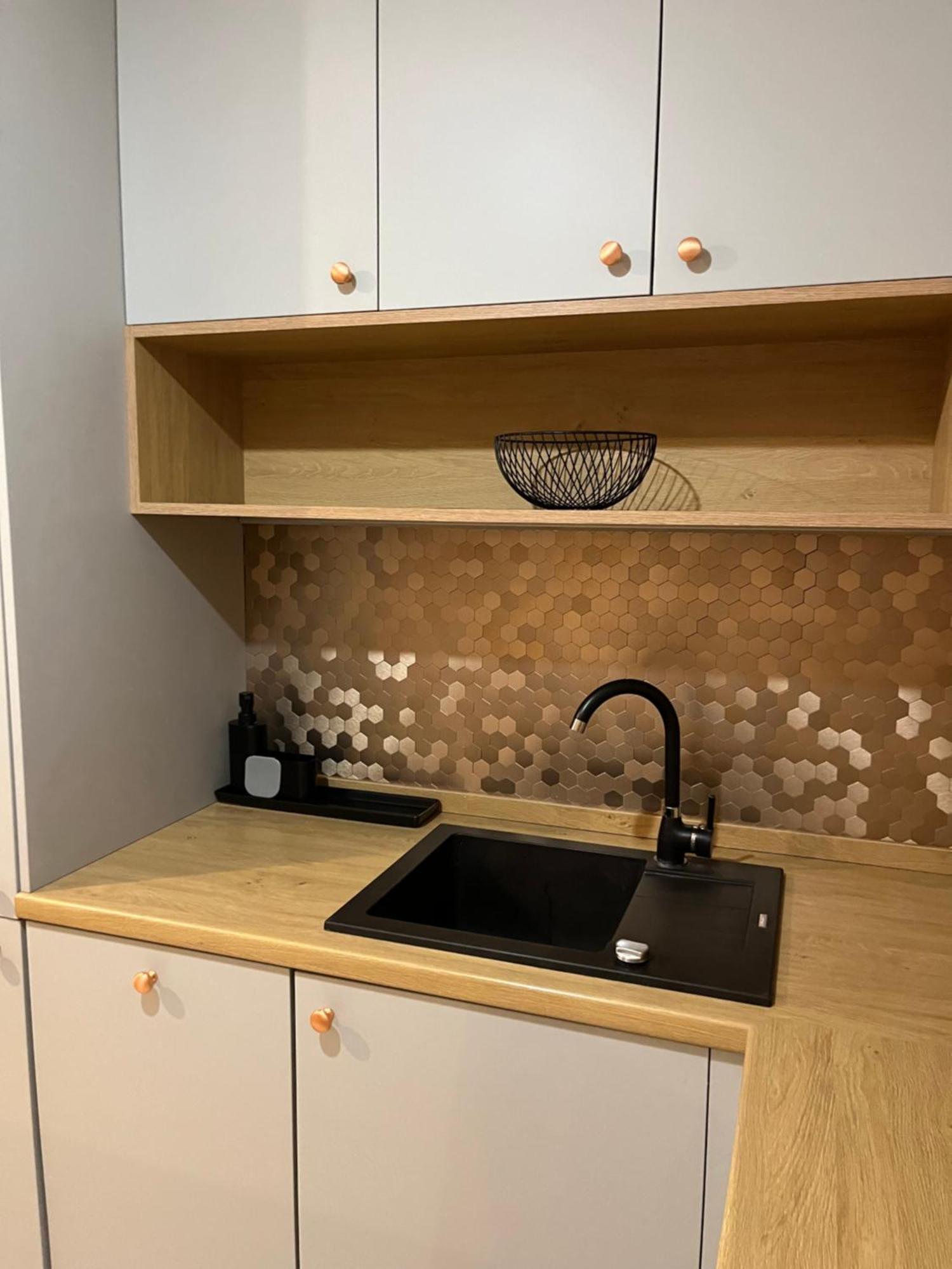 Przy Stadionie Slaskim I Parku Slaskim Tysiaclecie Apartment